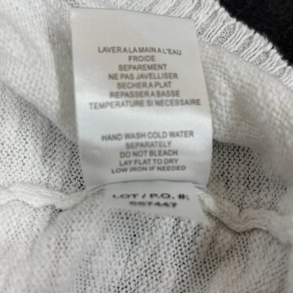 Tribal Women’s “VACAY” Sweater Sz Small Colorful Lightweight Vacation - Picture 7 of 11